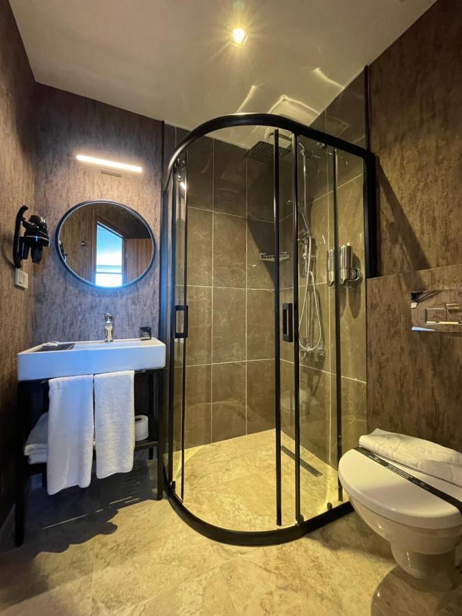 Weingart Port Seaside Hotel Istanbul Ngoại thất bức ảnh